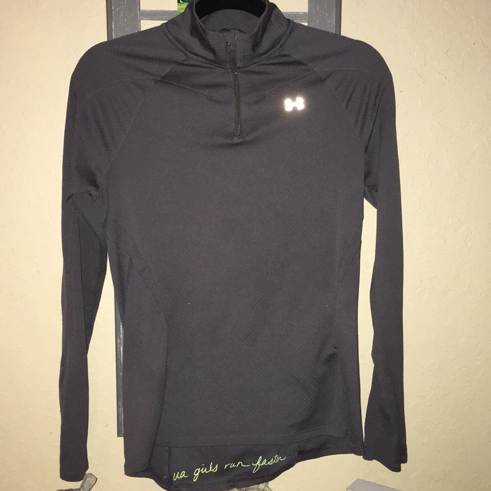 Under armour semi-fitted light weight half zip!!!